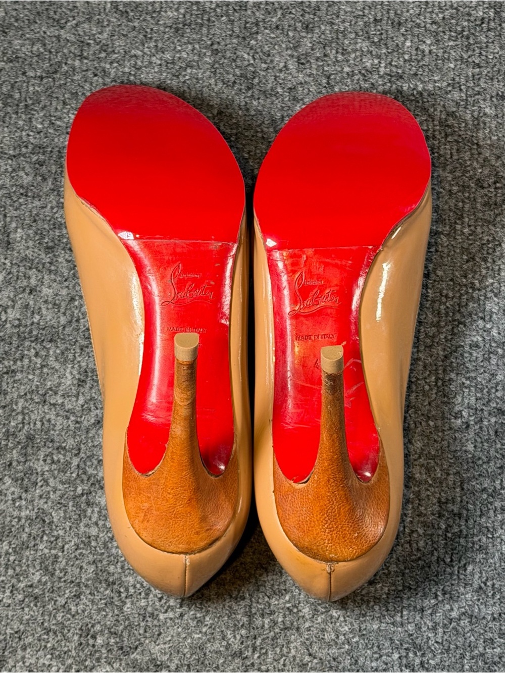 Christian Louboutin Women's Nude Patent Leather Red Bottom High Heel Pumps Sz 41 - Picture 12 of 13